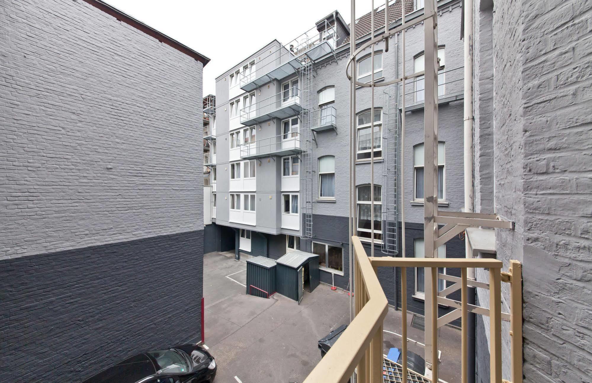 Novum Hotel Ahl Meerkatzen Köln Altstadt Exterior foto